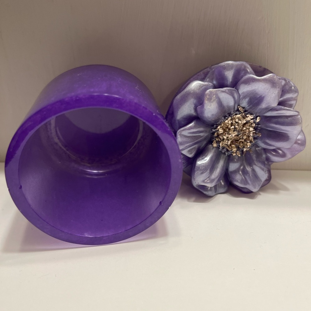 Pick (1) Elegant Purple Poppy Jar - Picture 5 of 8